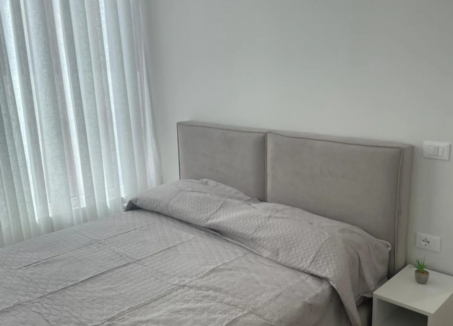 Ad Apartments Vlorë 0*,